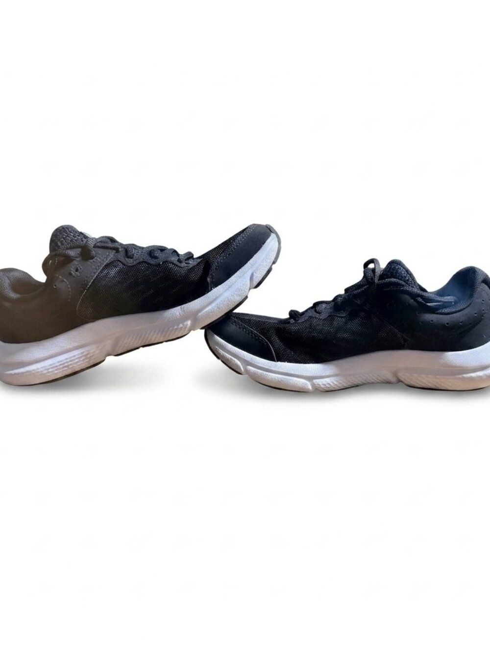 Under Armour Boy's Charged Assert 10 Running Shoes Black and White 5Y